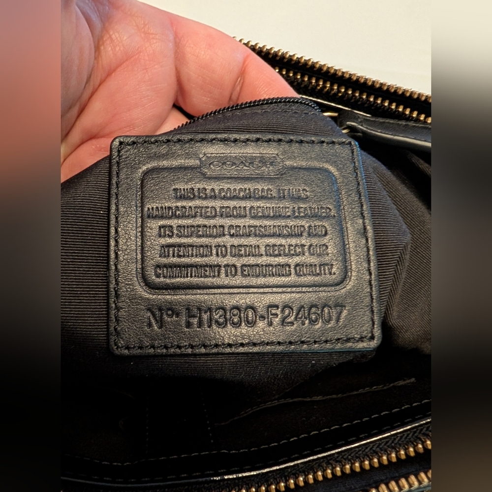 Coach Black Patent Leather Peyton Op Art Double Zip Satchel Excellent Condition - Picture 10 of 16